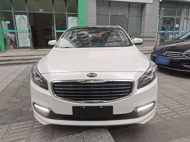 kia K4