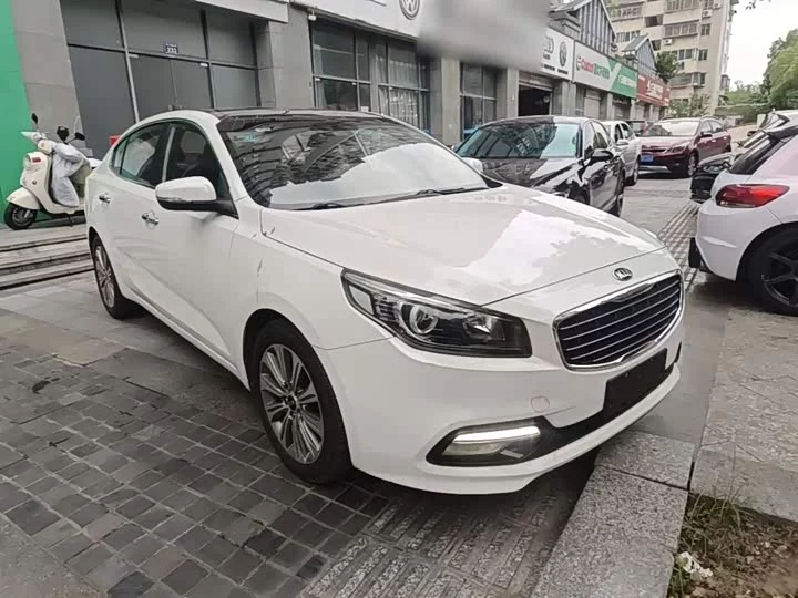 kia K4