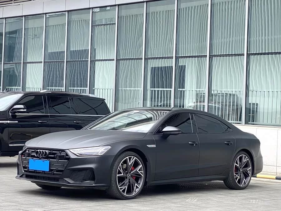 Audi A7L