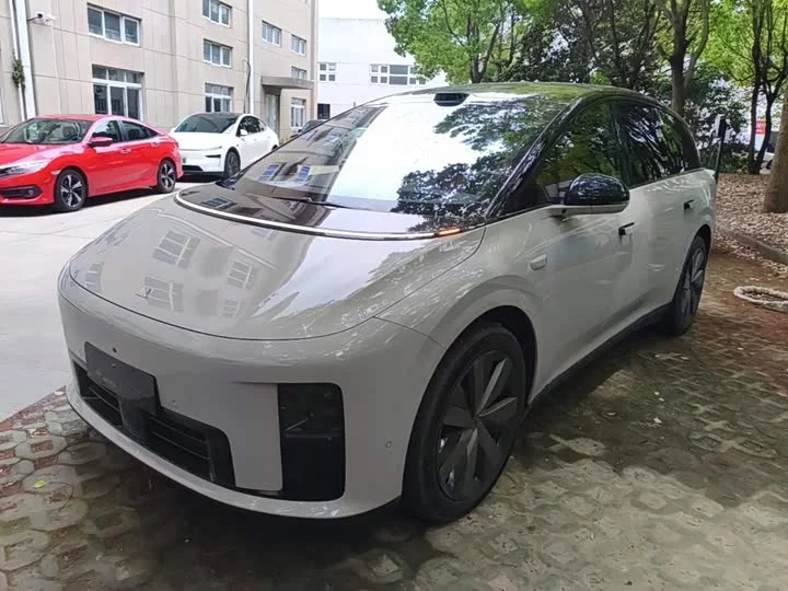 Li Ideal i8