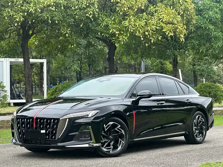 Hongqi H6