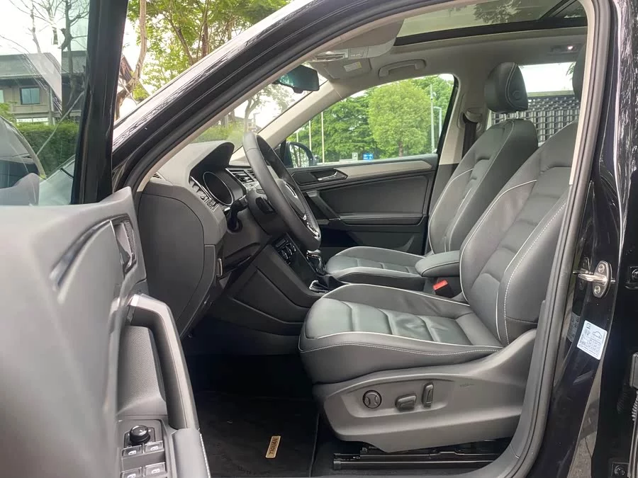 Volkswagen Tiguan L
