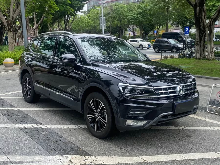 Volkswagen Tiguan L
