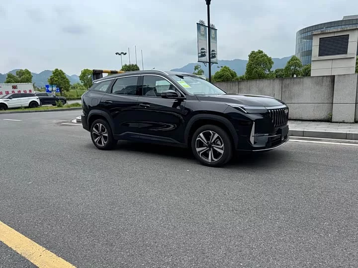 Geely Boyue L