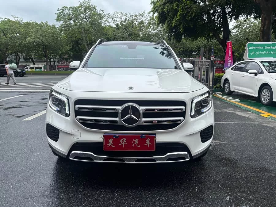 Mercedes Benz GLB
