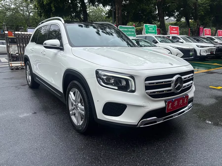 Mercedes Benz GLB