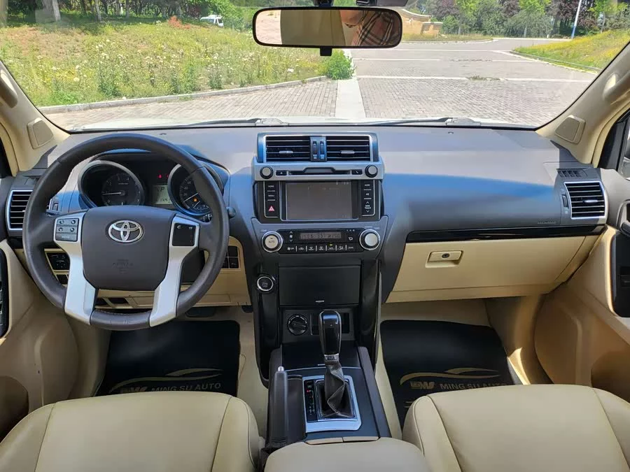 Toyota Prado
