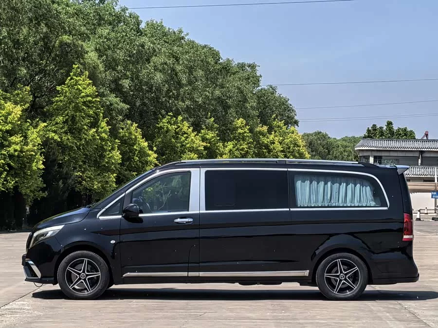 Mercedes Benz Vito