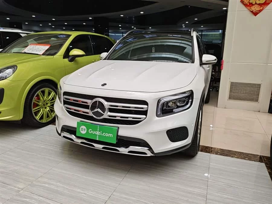 Mercedes Benz GLB
