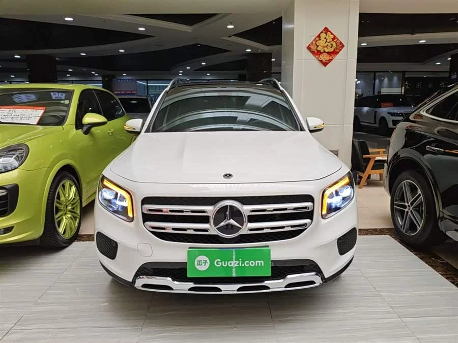 Mercedes Benz GLB