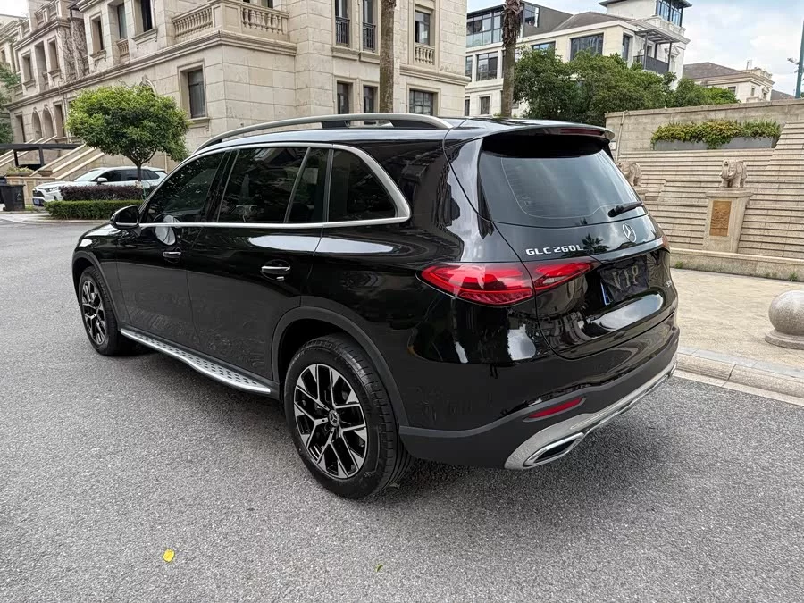 Mercedes Benz GLC