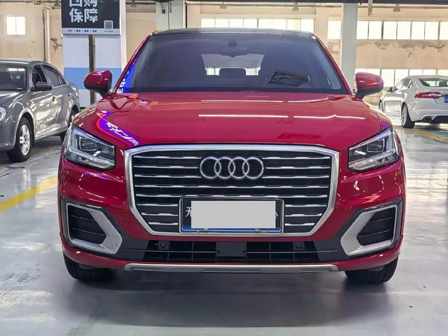 Audi Q2L