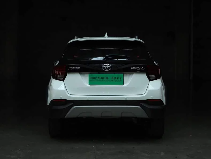 Toyota YARiS L