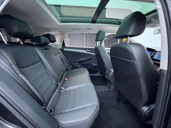 Jetta VS7