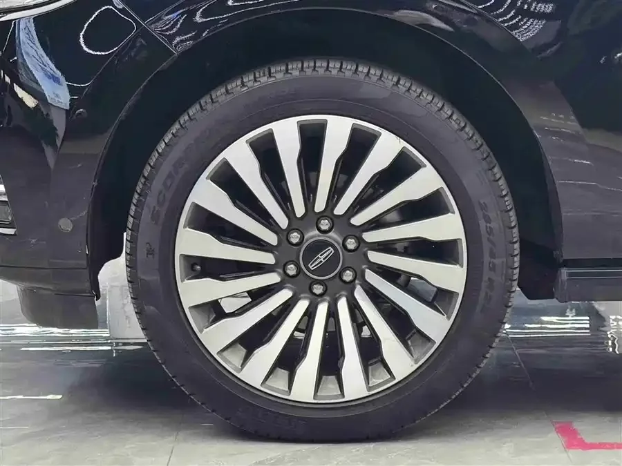 Lincoln Navigator