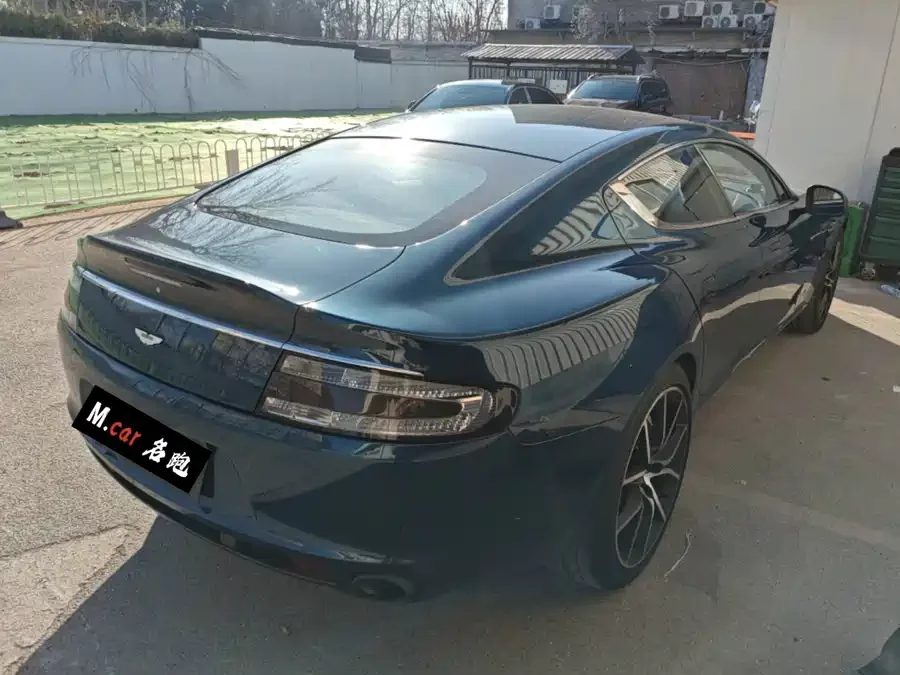 Aston Martin Rapide