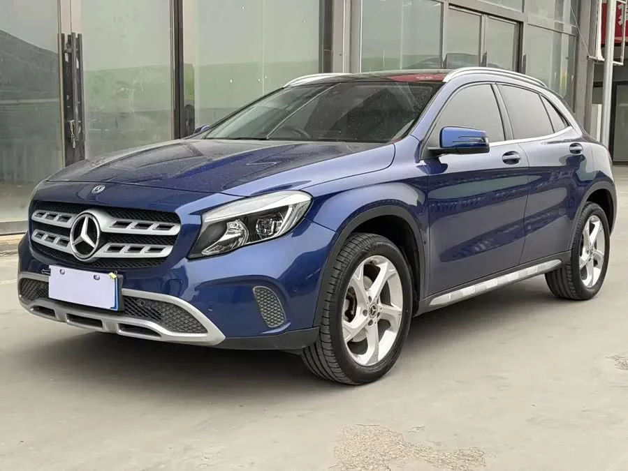 Mercedes Benz GLA