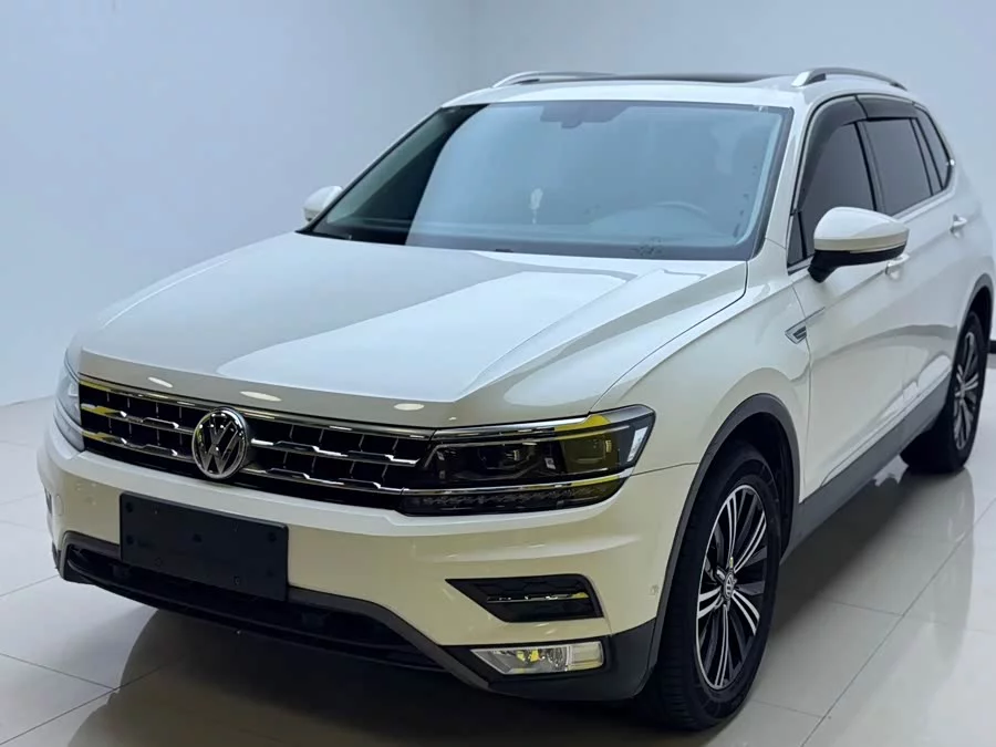 Volkswagen Tiguan L