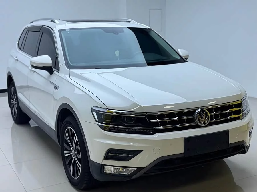 Volkswagen Tiguan L