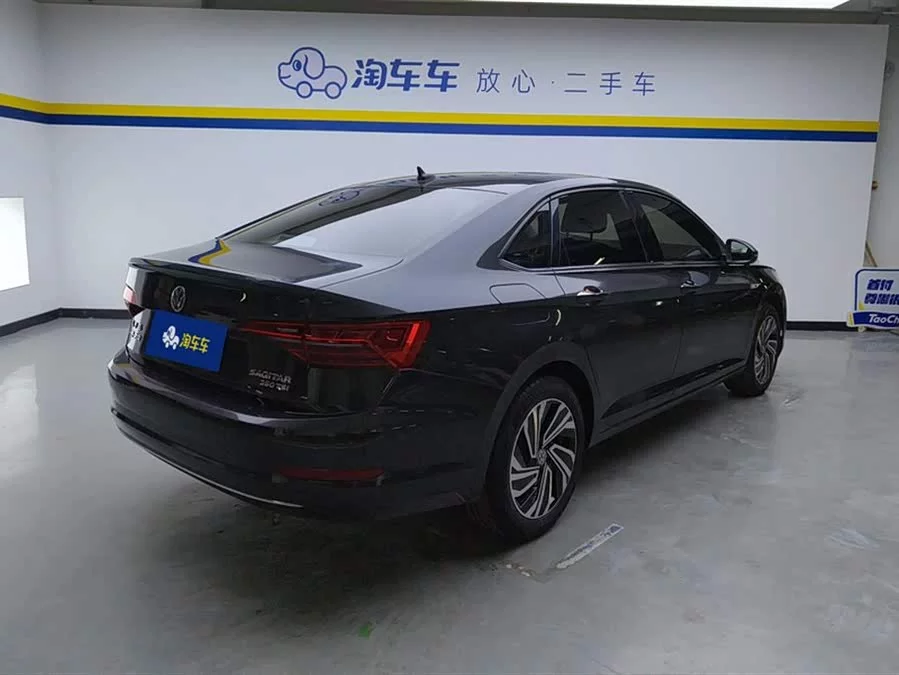 Volkswagen Sagitar
