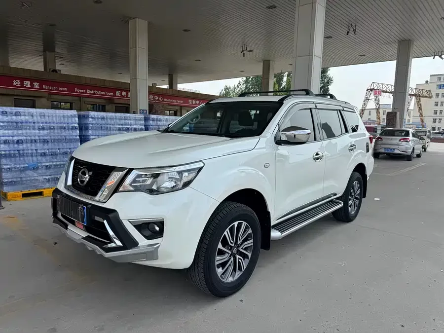 Nissan Terra