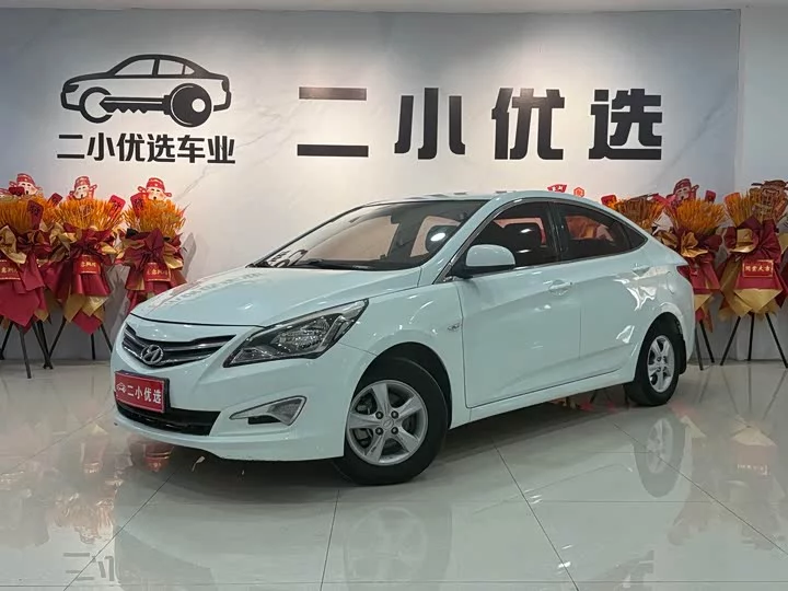 Hyundai Rena