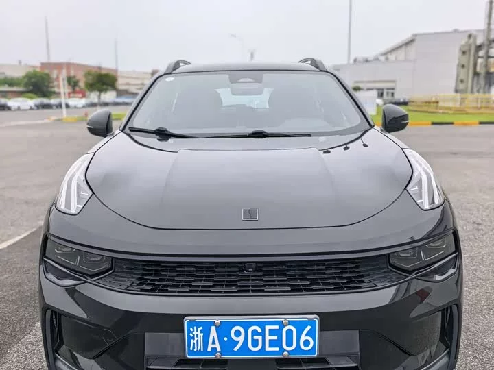 Lynk & Co 01