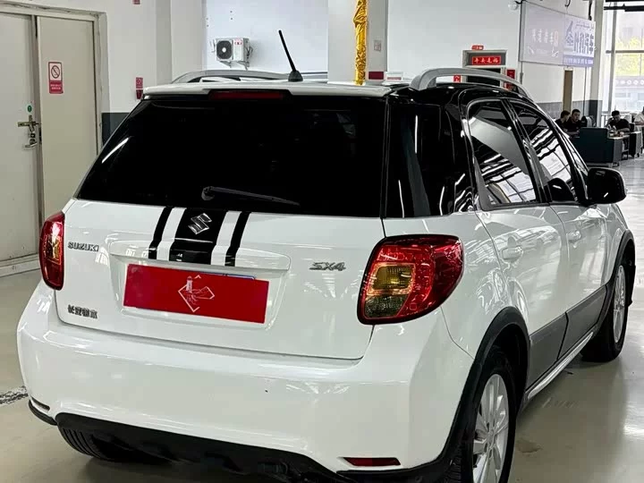 Suzuki SX4