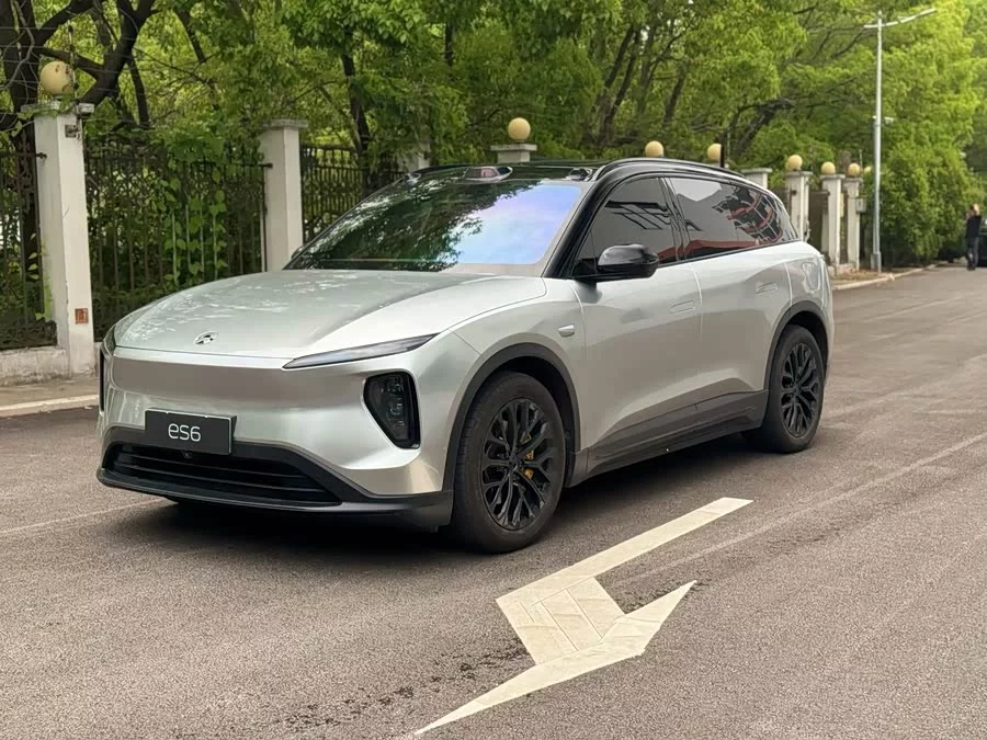 NIO ES6
