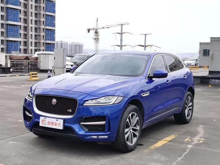 Jaguar F-PACE