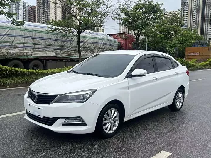 Changan Yuexiang V7
