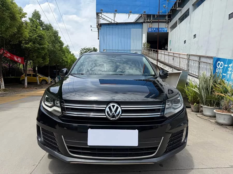 Volkswagen Tiguan