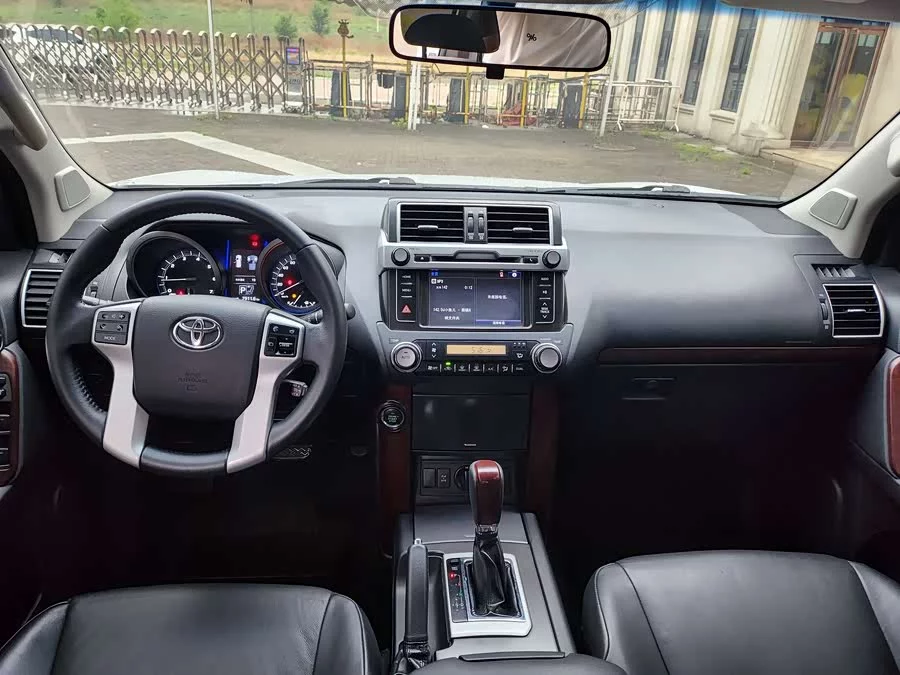 Toyota Prado