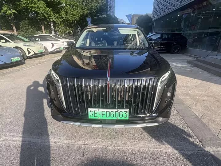 Hongqi HS7 PHEV