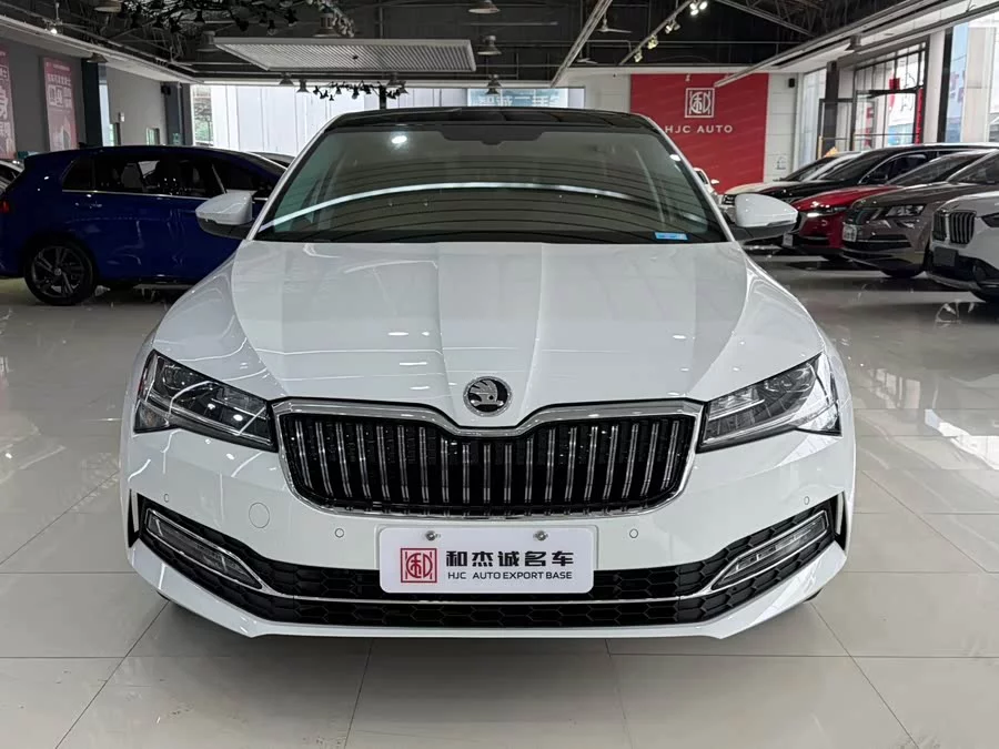 Skoda SuperB