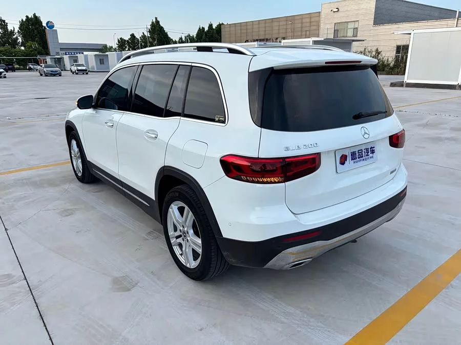 Mercedes Benz GLB