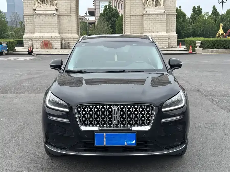Lincoln Adventurer