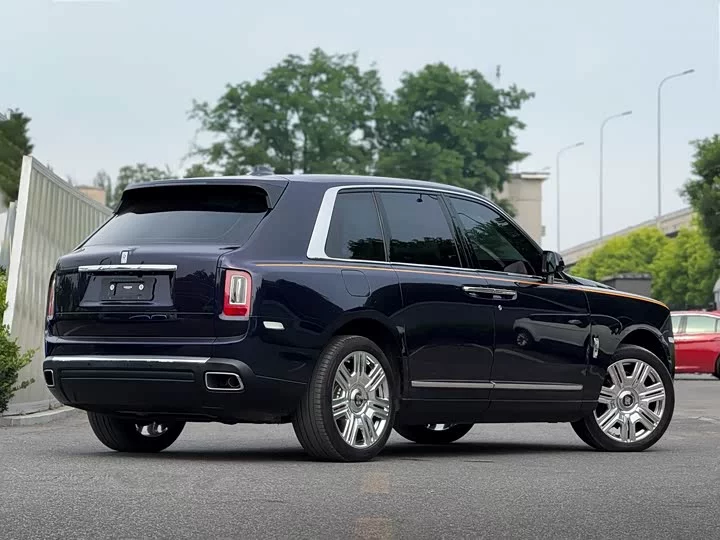Rolls Royce Cullinan