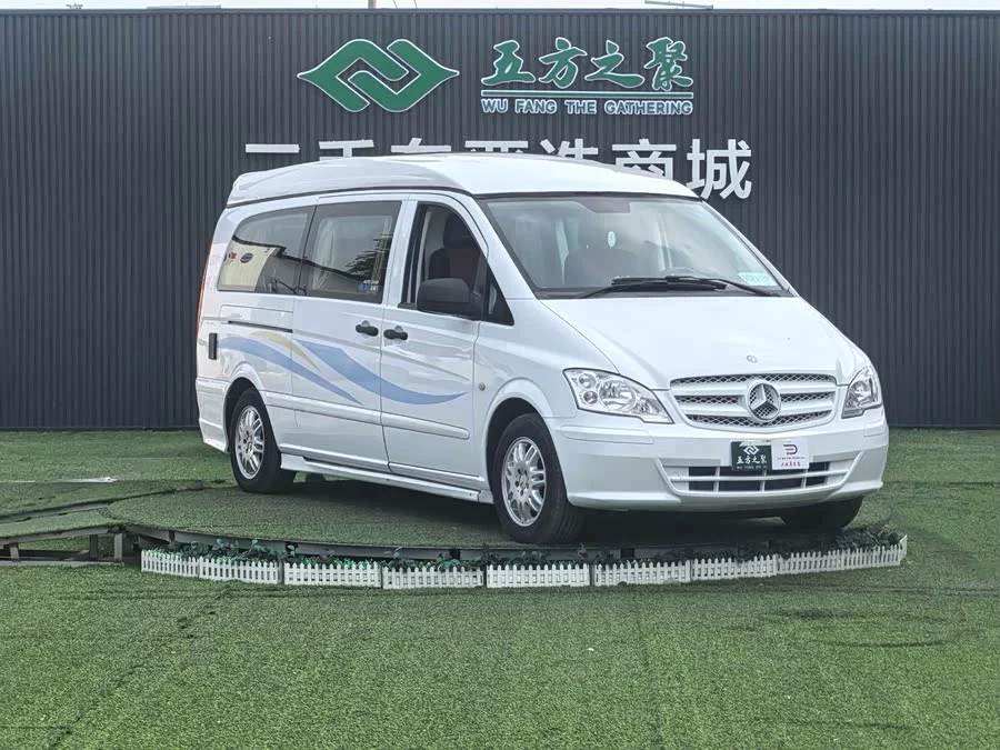Mercedes Benz Vito