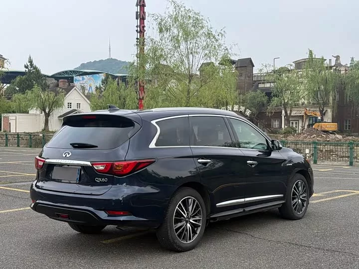 Infiniti QX60