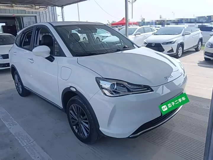 NETA Nezha V