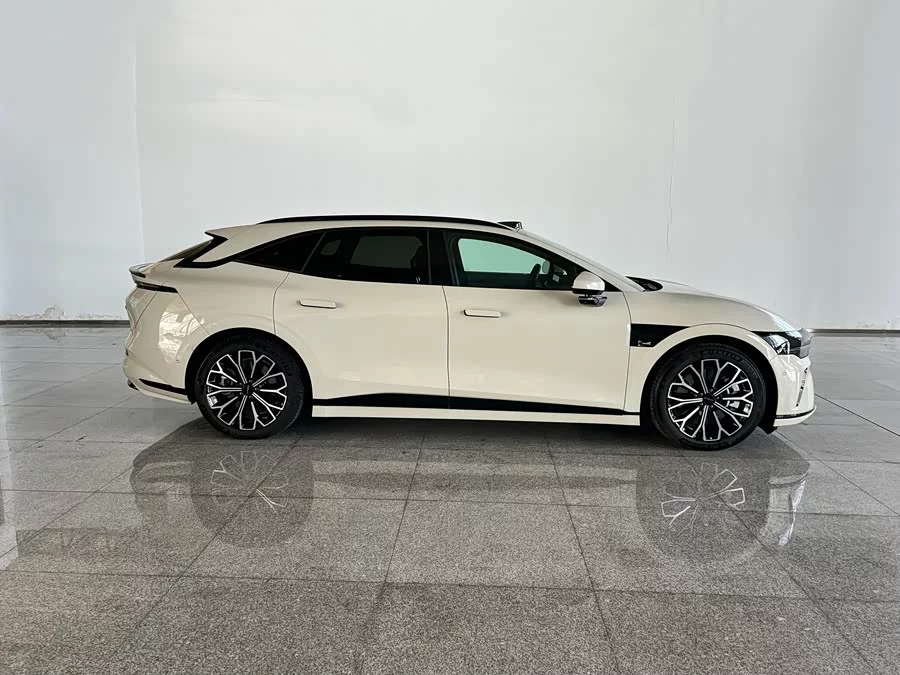 Zeekr 007GT