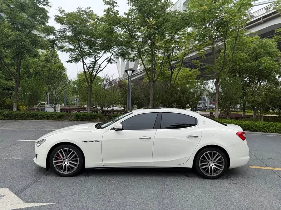 Maserati Ghibli