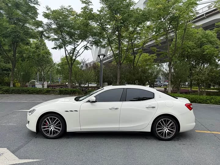Maserati Ghibli