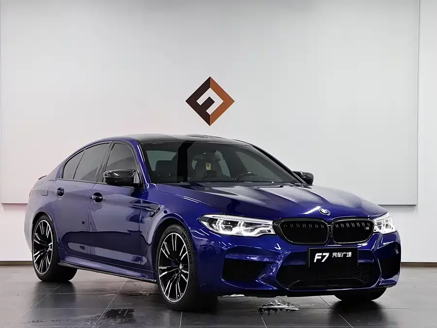 BMW M5