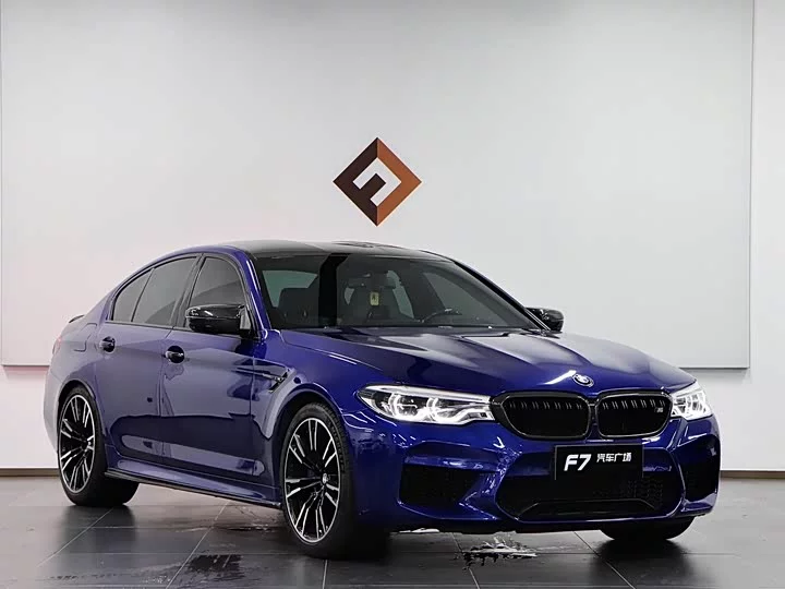 BMW M5