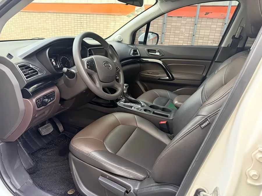 GAC Trumpchi GS4