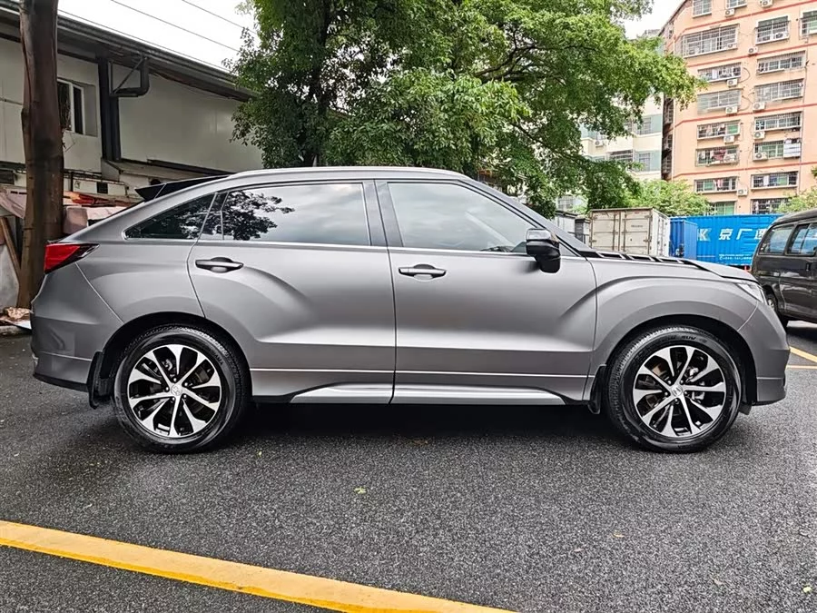 Honda Crown Road