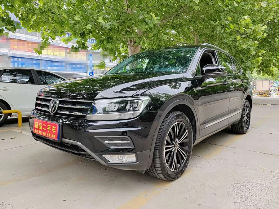 Volkswagen Tiguan L