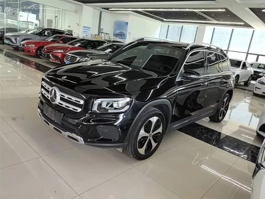 Mercedes Benz GLB